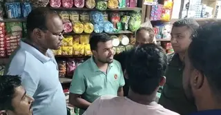 তাহিরপুরে অতিরিক্ত দামে এলপিজি বিক্রির অভিযোগে ডিলারকে জরিমানা